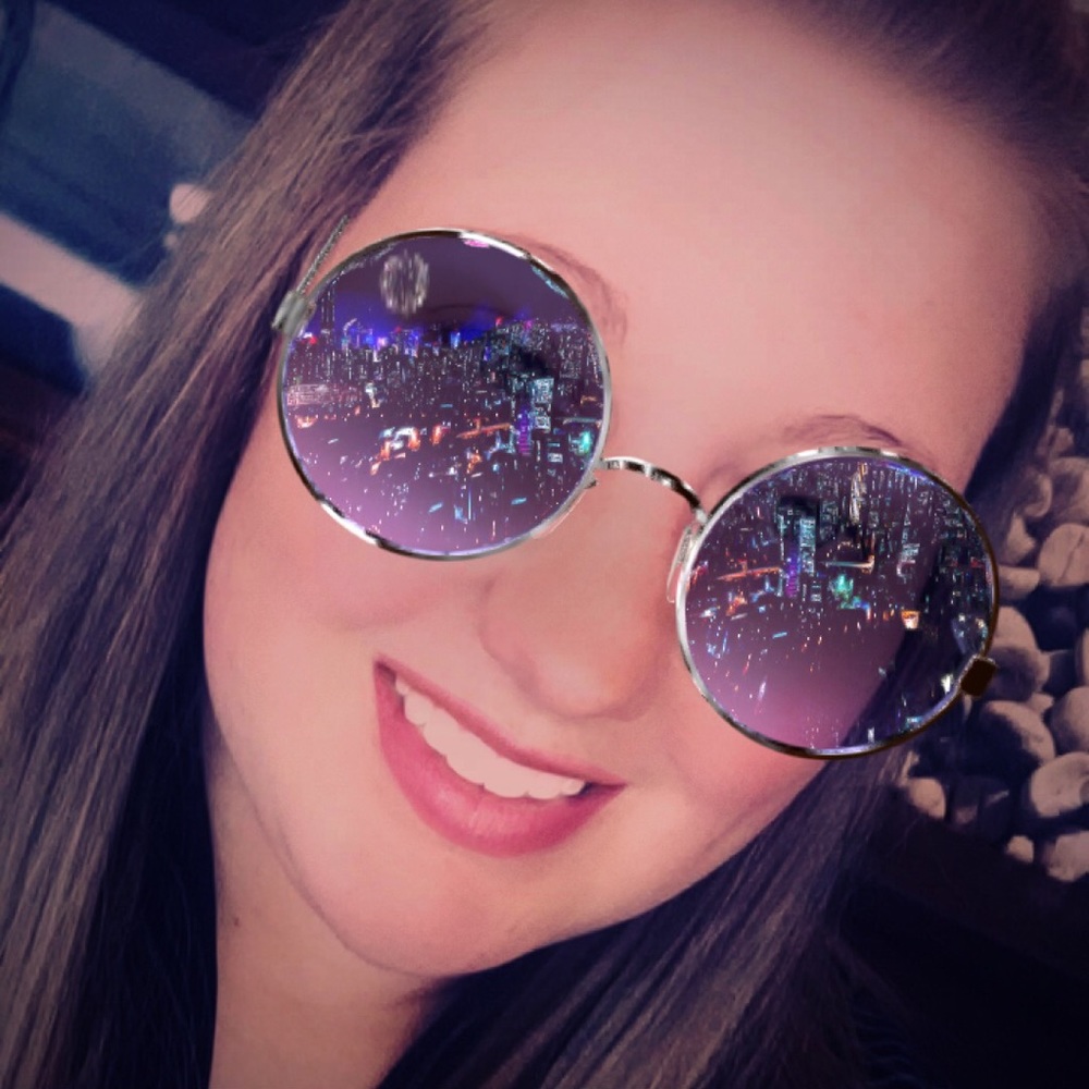 Meet your Posher, Paige